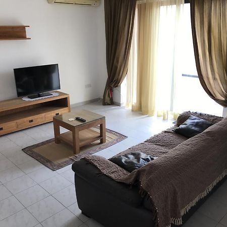 Swieqi Semi Detached Maisonette Saint Julian's Ngoại thất bức ảnh