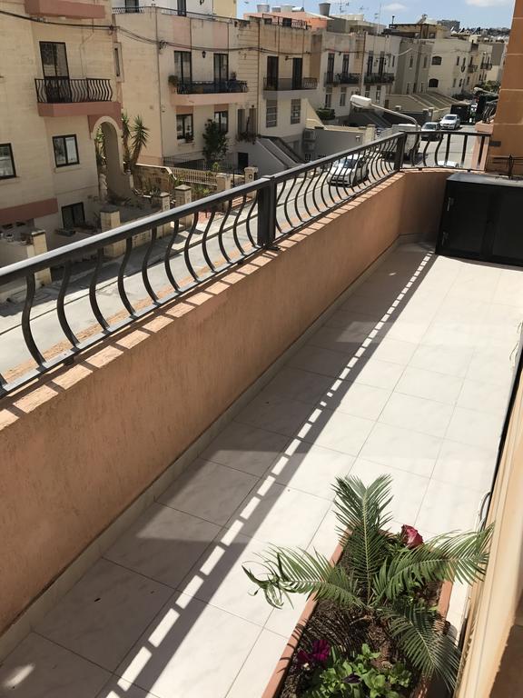 Swieqi Semi Detached Maisonette Saint Julian's Ngoại thất bức ảnh